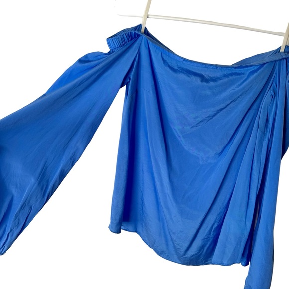 Lilly Pulitzer Sanilla Silk Off the Shoulder Blouse -Blue- Size XS - Picture 3 of 5
